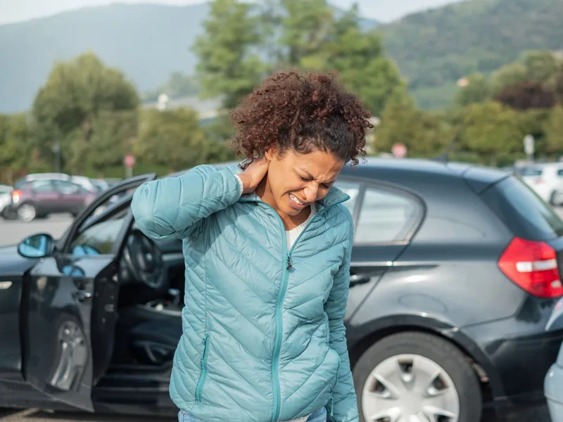 Restore24 Chiropractic treating whiplash in Overland Park